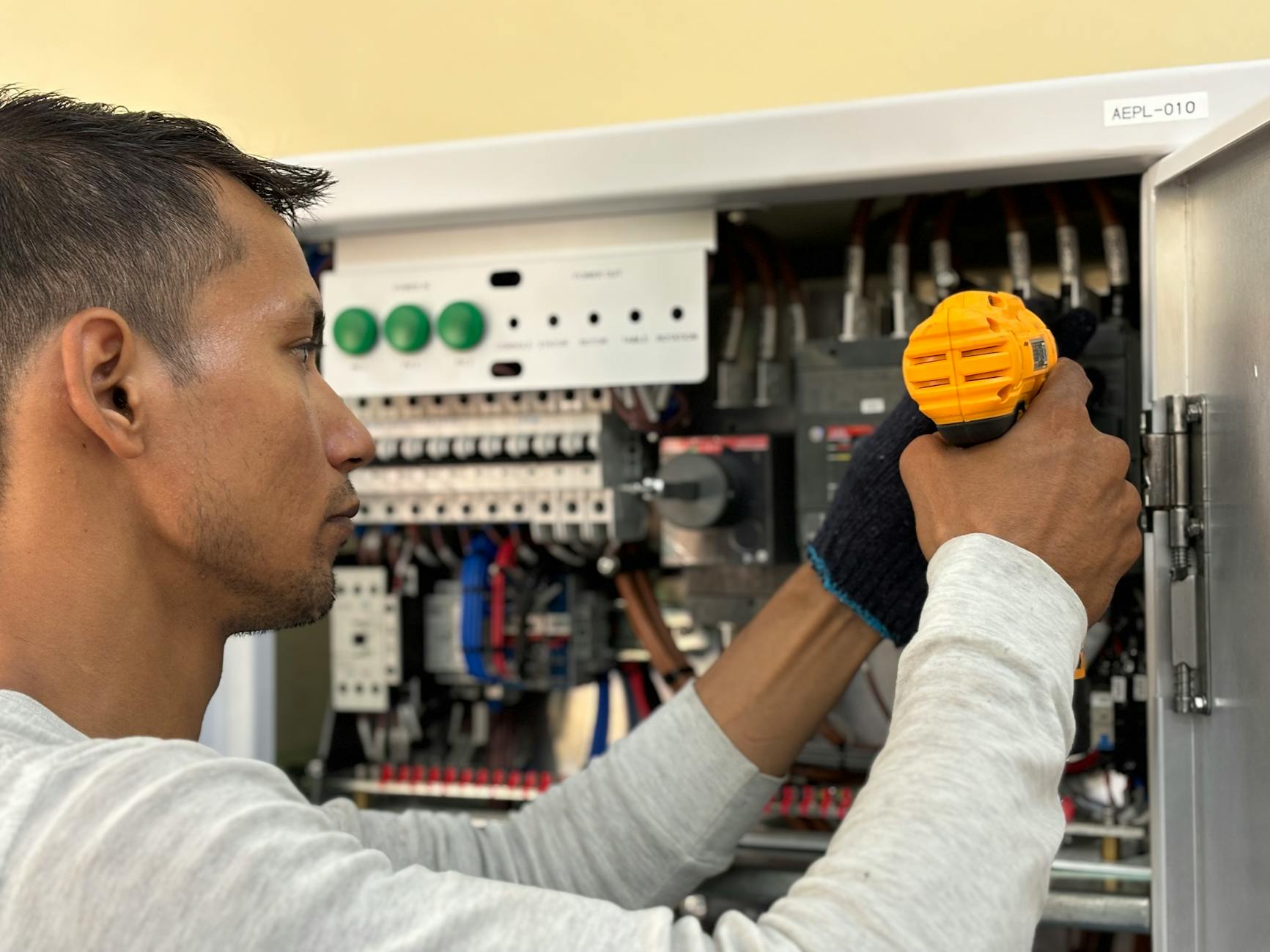 HVAC service in Burbank, CA